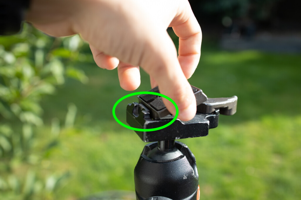 How Do Tripod Quick Release Plates Work? Brendan Williams Creative
